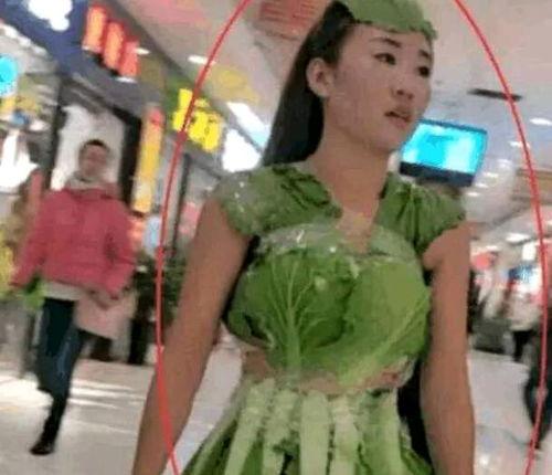 穿成路人吃瓜,我成了娱乐圈的吃瓜达人